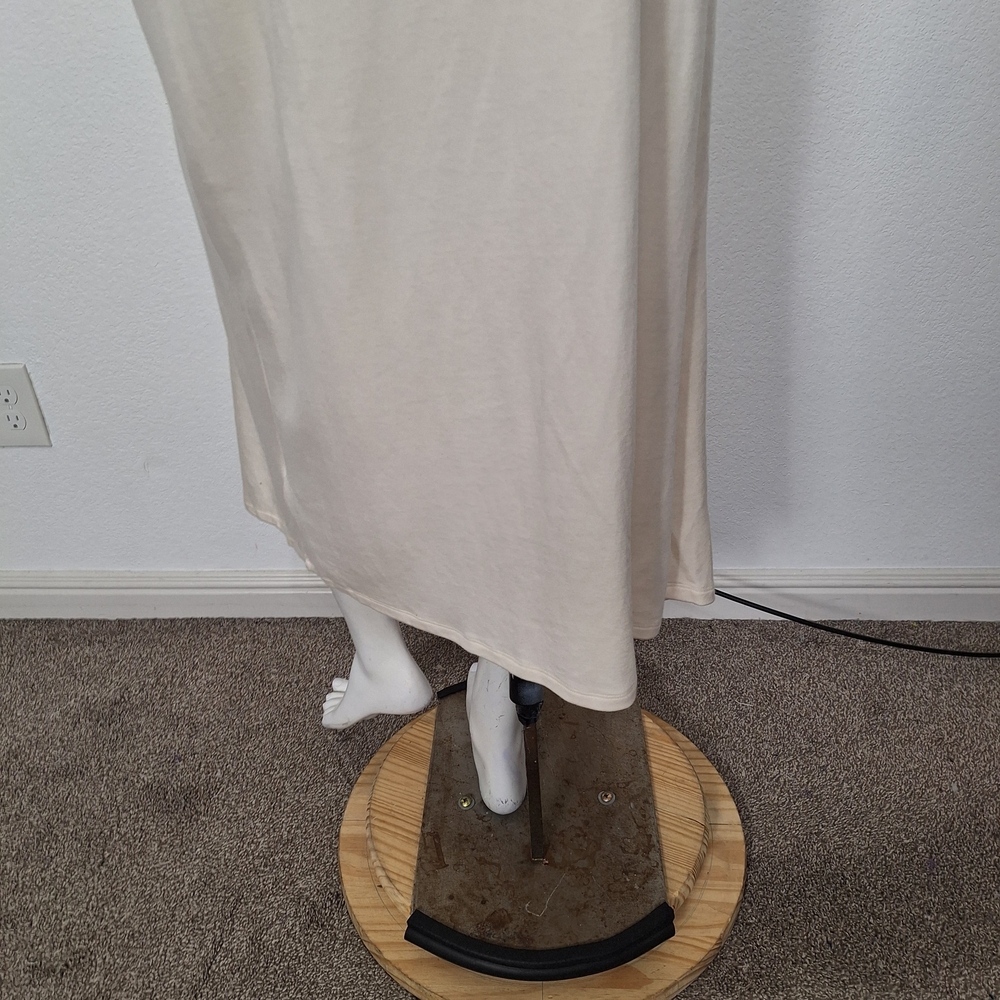 Massimo Dutti Cream Skirt - Picture 9 of 14